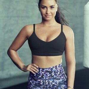 L | Black Sports Bra